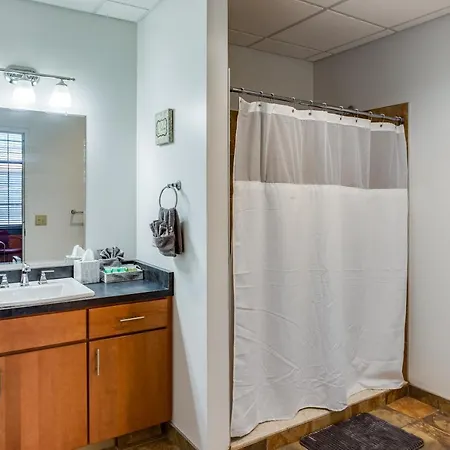 Ny Style Centric Loft With King Bed By Park Ave Apartment Rochester Exterior photo